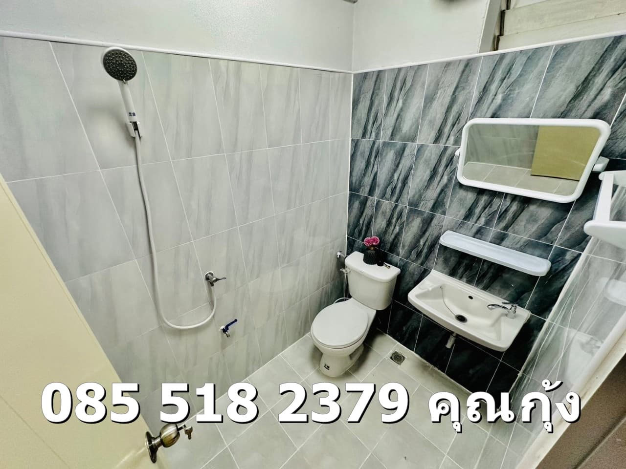 ขายเอื้อวัดพระเงิน มี 2 ห้องนอน 34.95 ตรม